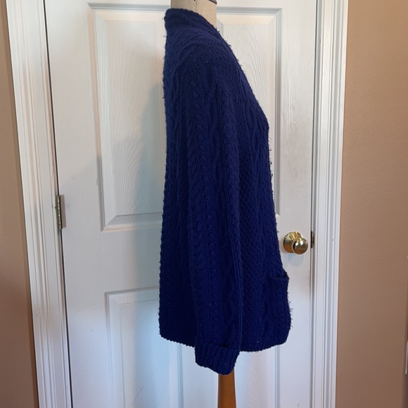 Vintage Handmade chunky Cable knit navy blue cardigan sweater - Picture 7 of 16